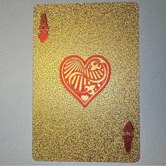 ♥️♣️♦️♠️ LET’S PLAY❗️ GOLD FOIL WATERPROOF PLAYING CARDS❗️♠️♦️♣️♥️ - Picture 9 of 9